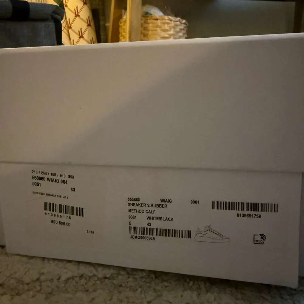 Alexander McQueen Oversized Men’s Sneakers, BRAND NEW. Never worn! Retail $590 - Picture 8 of 11